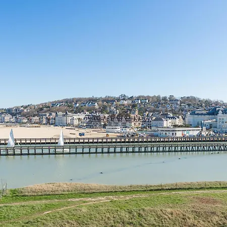 Escapade A L'estacade Apartamento *